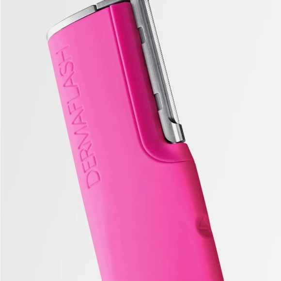 NEW IN BOX - Picture 6 of 7